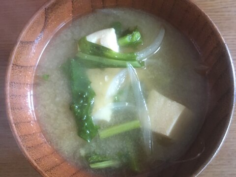 五月菜と玉ねぎ高野豆腐の味噌汁